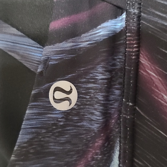 Lululemon energy sports bra size 4 special edition pattern - Picture 3 of 4